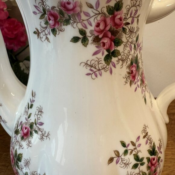 Royal Albert Lavender Rose Coffee Pot Montrose Shape Vintage Bone China Pink - Picture 6 of 9